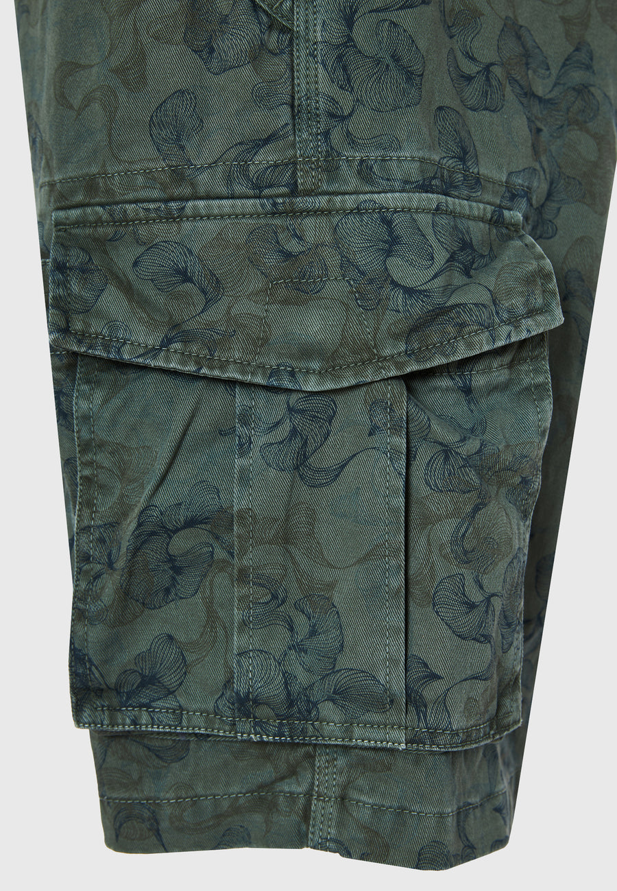 Comfort fit garment dyed cargo shorts - Mineral green