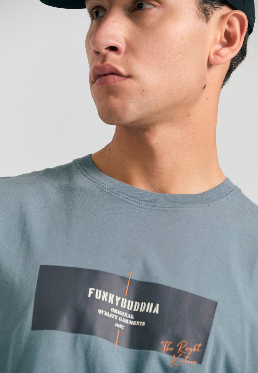 Tricou cu imprimeu cu ramă pe piept - Gri oțel