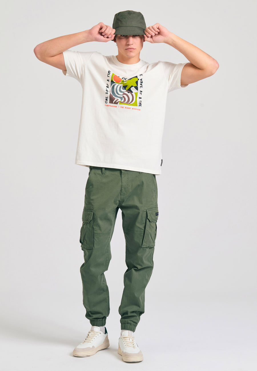 Tricou cu croială lejeră și imprimeu abstract cu rame - Alb-gălbui