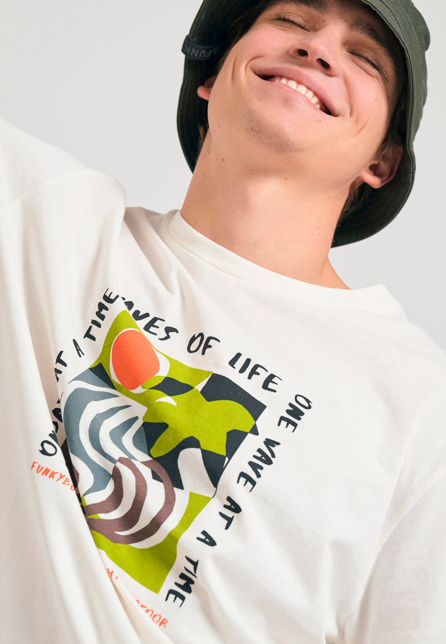 Tricou cu croială lejeră și imprimeu abstract cu rame - Alb-gălbui