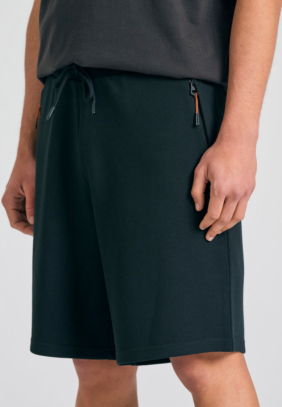 Relaxed fit joggers shorts in pique fabric - Black