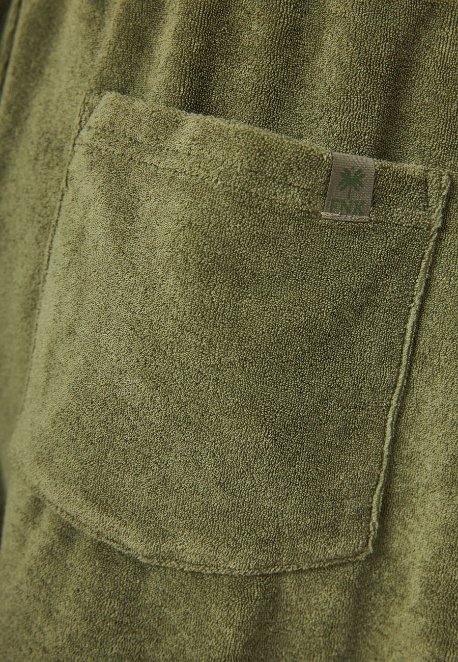 Pantaloni scurți jogger slim fit, croială conică, din material terry - Verde vânătoresc