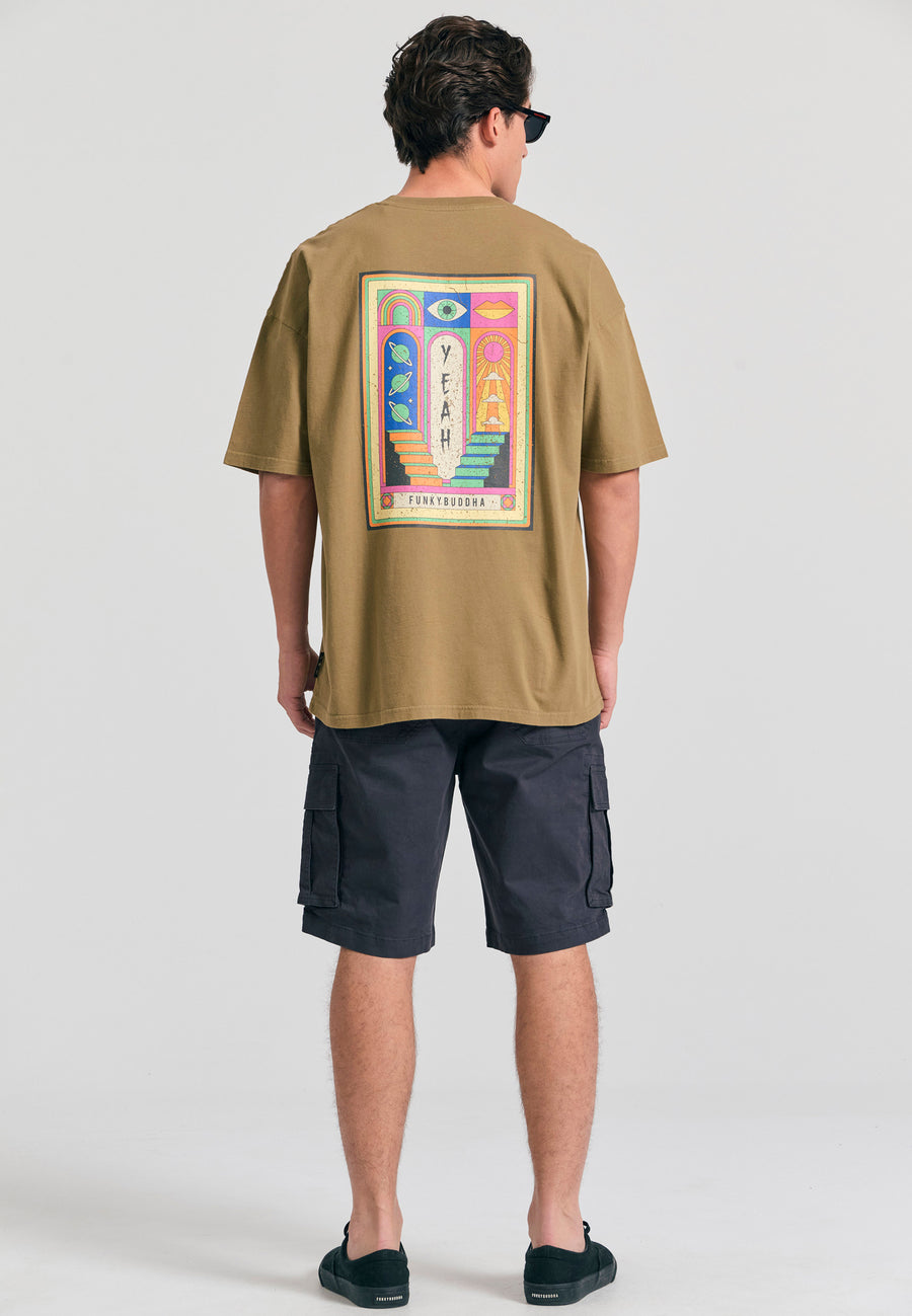 Oversized garment dyed t-shirt with retro frame print - Oregano
