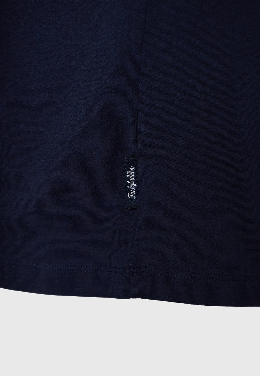 Tricou cu croială lejeră și imprimeu grafic pe spate - Bleumarin
