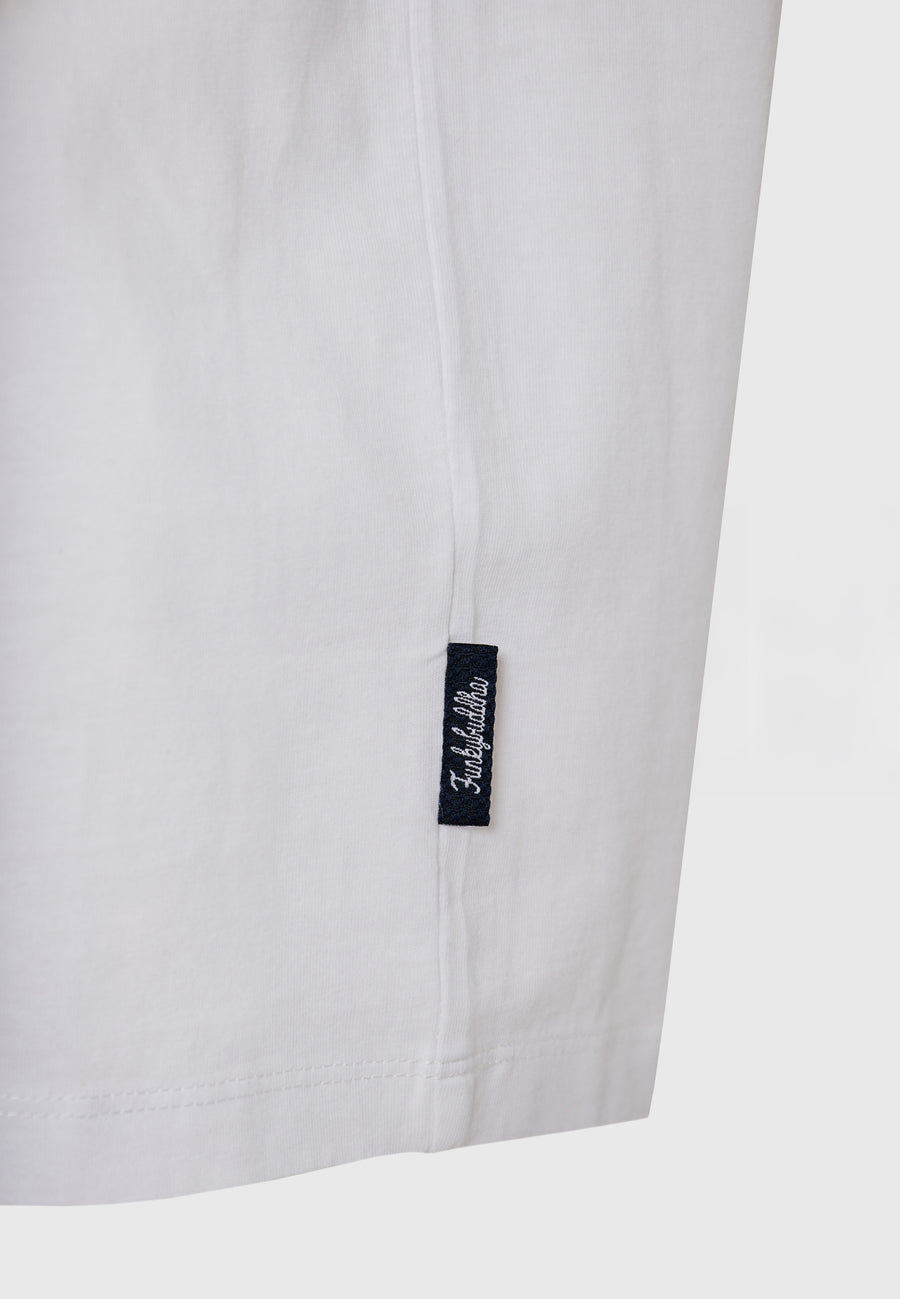 Tricou cu croială lejeră și imprimeu vintage pe spate - Alb