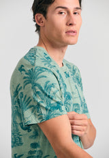 Crew neck t-shirt with exotic all over print - Sage green