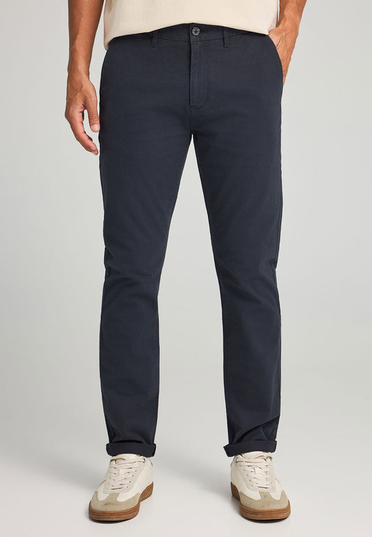 Pantaloni chino pentru bărbați - Esențiale