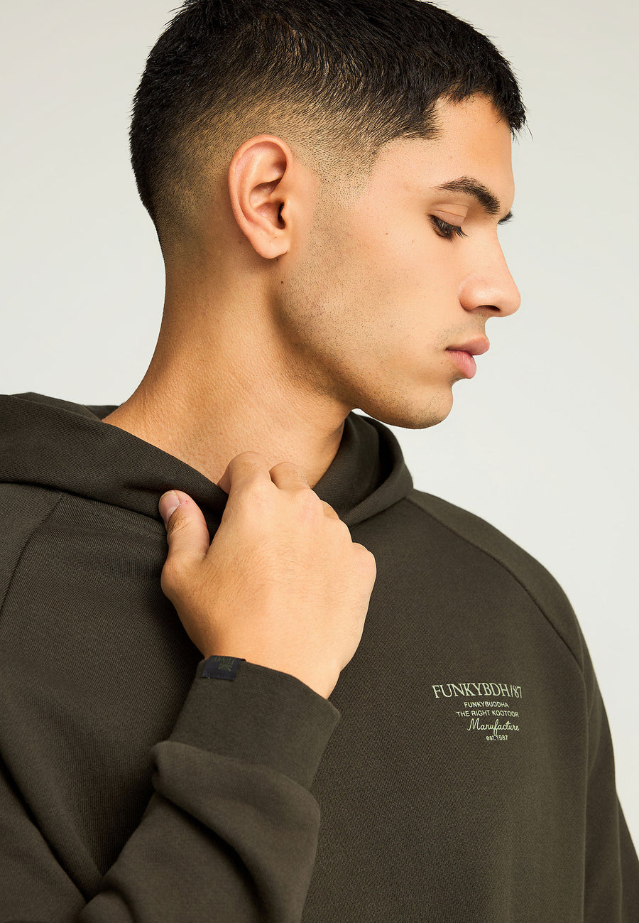 Hanorac cu imprimeu subtil pe piept