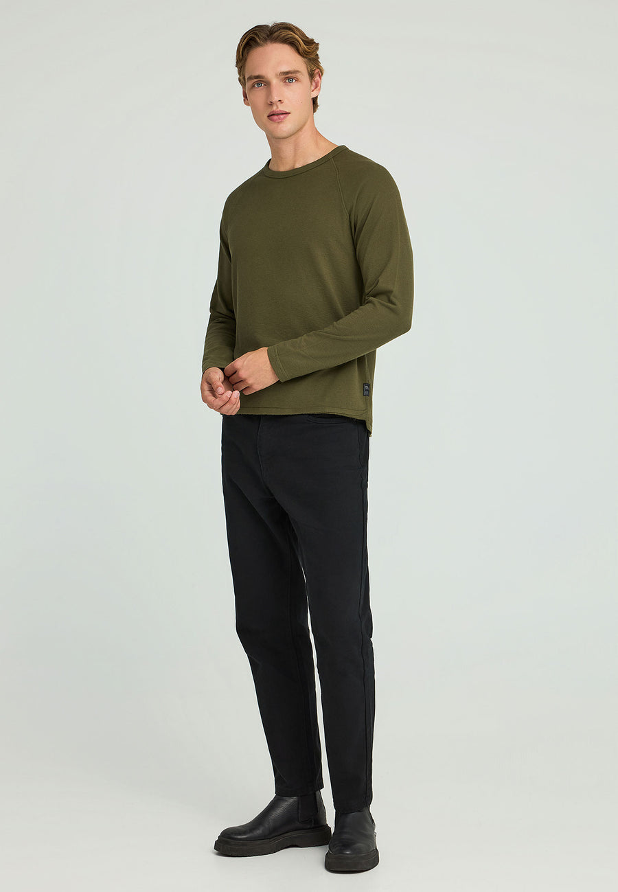 Tricou cu croială regulată și margini brute