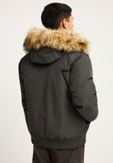 Parka pufoasă pentru bărbați cu glugă detașabilă