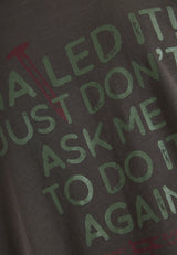 Tricou cu imprimeu text pe spate