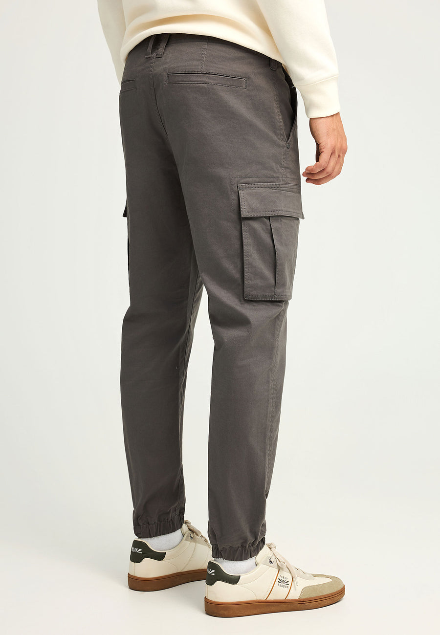 Pantaloni cargo bărbătești, croială regulată, cu manșetă la tiv