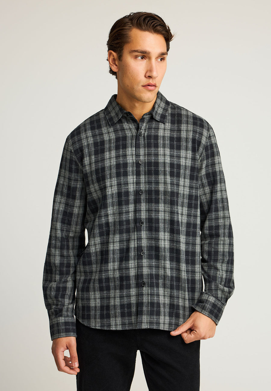 Cămașă în carouri din flanel