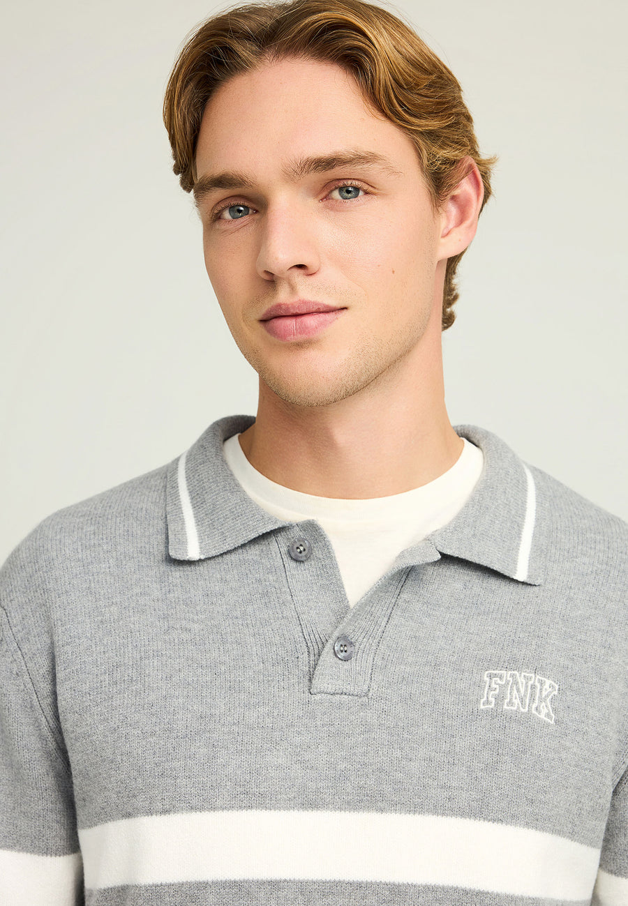 Pulover tricotat cu dungi și guler pentru bărbați