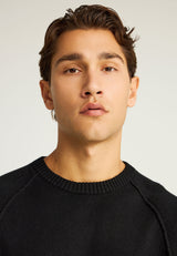 Pulover bărbătesc cu guler rotund