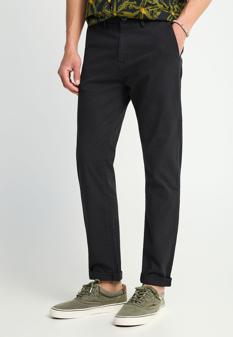Men's chino pants - The essentials