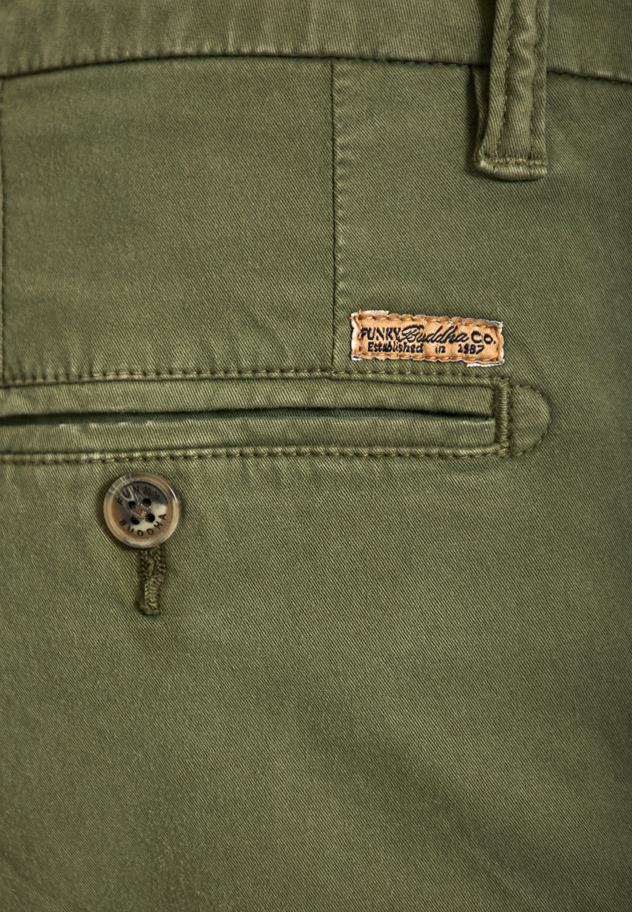 Men's chino pants - The essentials