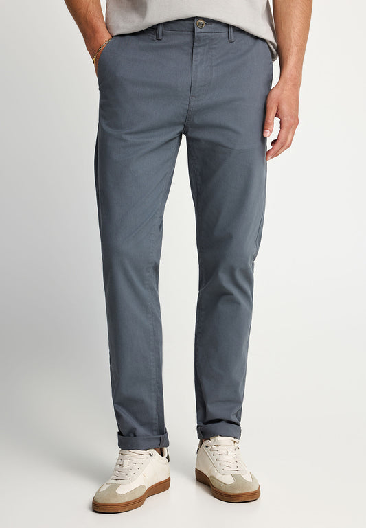 Pantaloni chino pentru bărbați - Esențiale