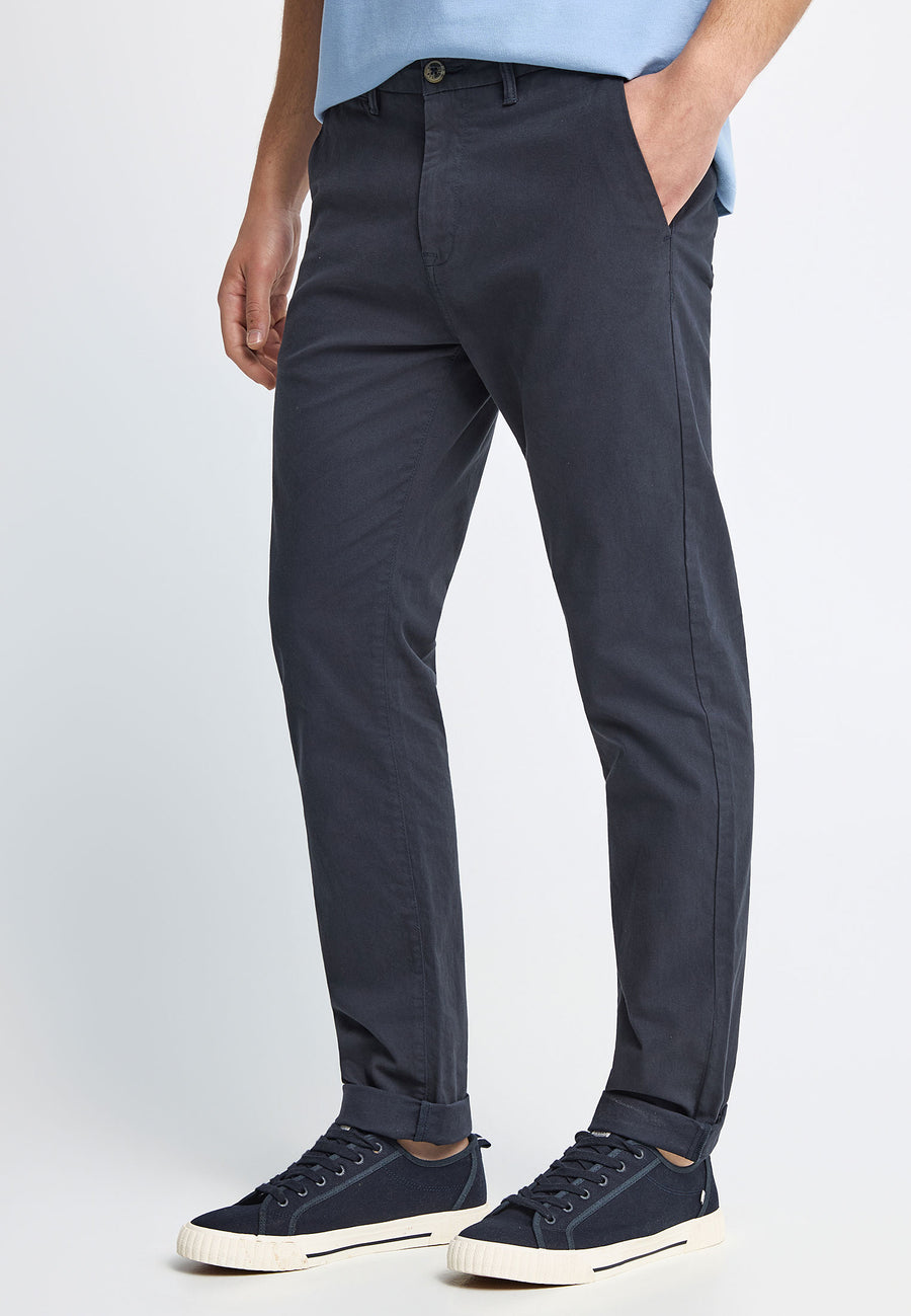 Men's chino pants - The essentials