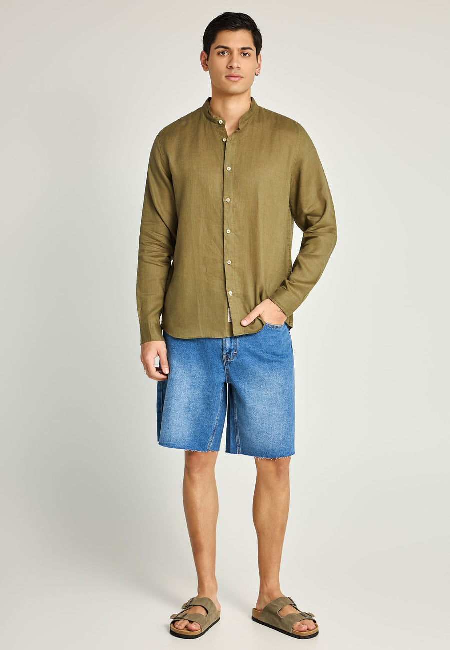 KHAKI