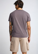 Men's cotton t-shirt with v-neck - The essentials