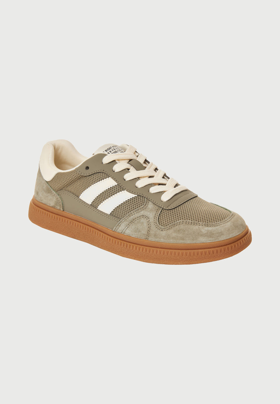 Men's sneakers