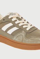 Men's sneakers