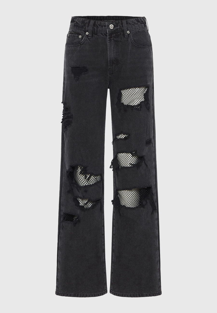 Modern loose fit jeans with destroyed effects