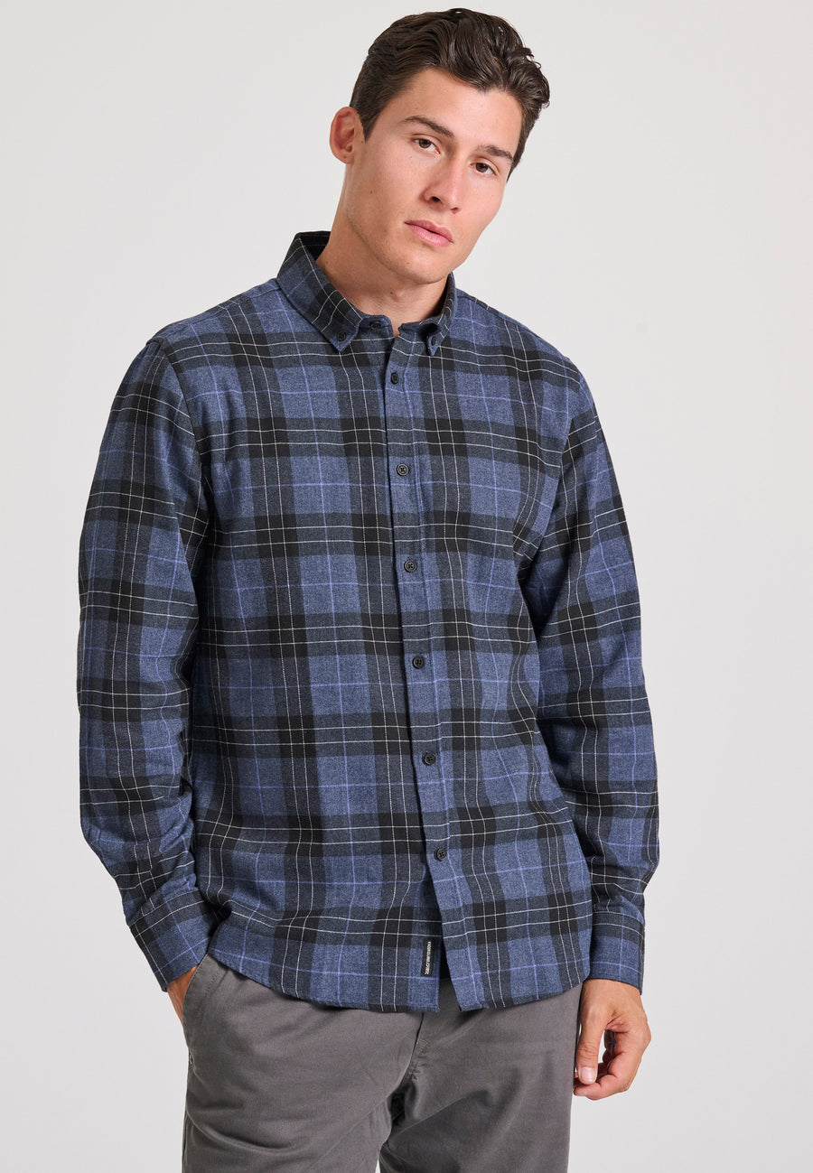 Cămașă bărbătească în carouri din flanel