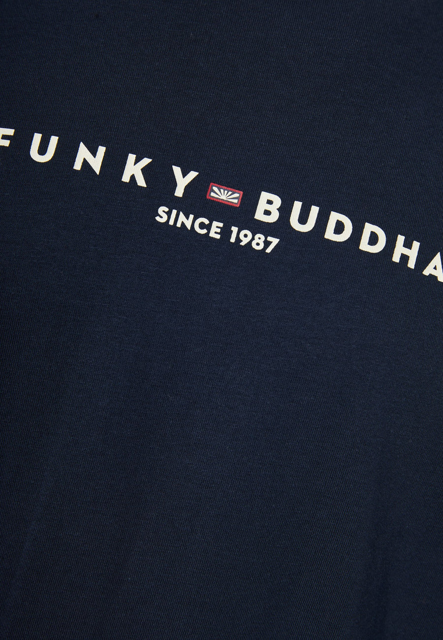Longsleeve t-shirt with chest print