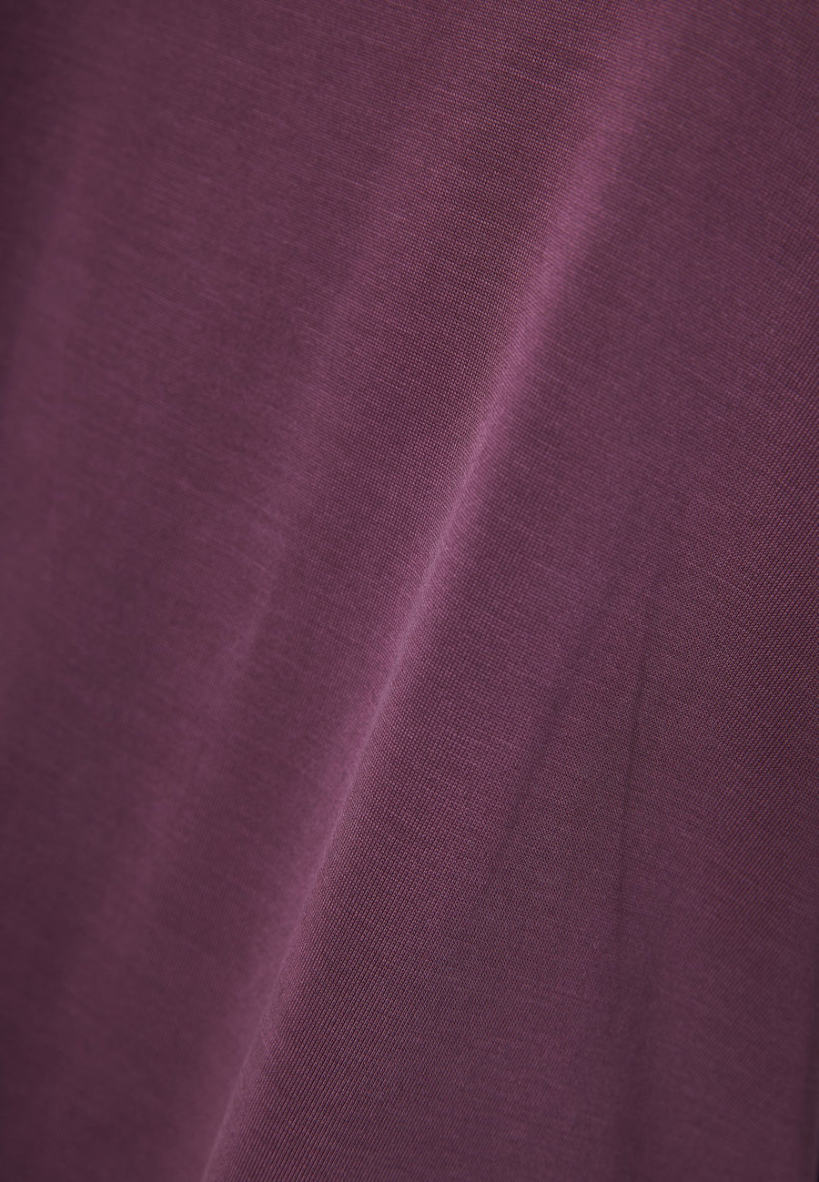 Crew neck long sleeve t-shirt